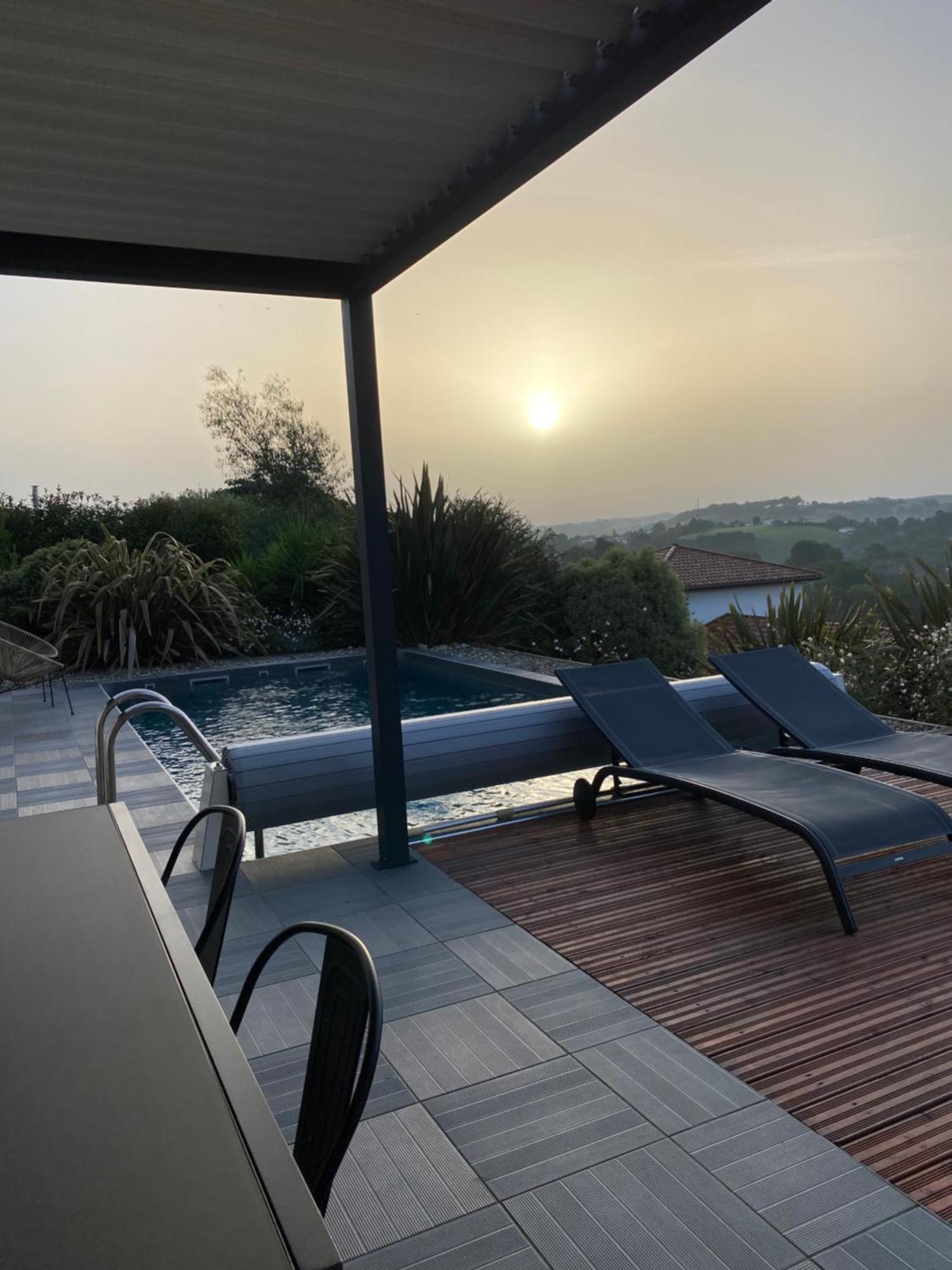 Hotel Ama Lur Hasparren Esterno foto